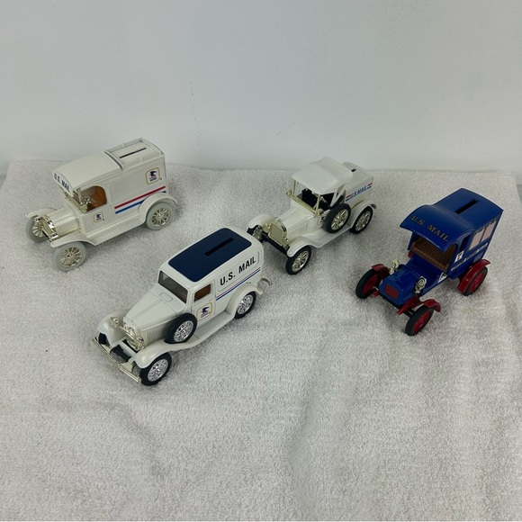 ERTL Other - Set of 4 - VTG '87-90' ERTL U.S. MAIL Limited Edition Series die-cast bank cars.